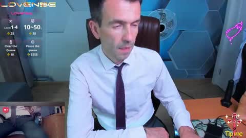 Steve online show from 12, 7, 2026