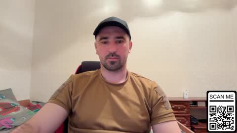 Snapshot of hard_to_obey chatting on 11, 5, 2026 Vadim online show from 11, 5, 2026