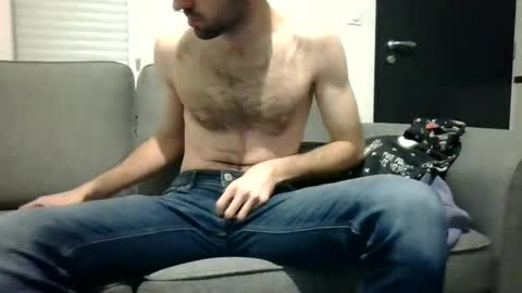 Mika online show from 9, 3, 2025