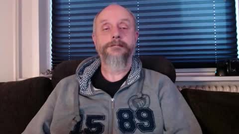 MrLazy online show from 22, 12, 2025