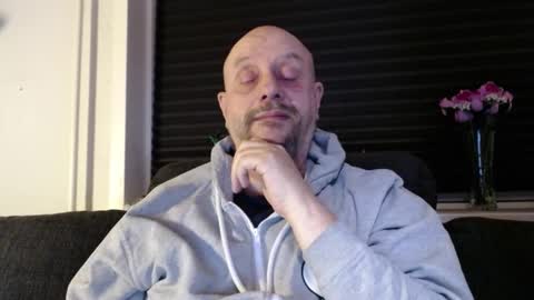 MrLazy online show from 10, 1, 2026