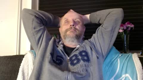 MrLazy online show from 11, 2, 2026