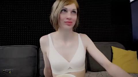 Miss Hardy online show from 30, 7, 2026
