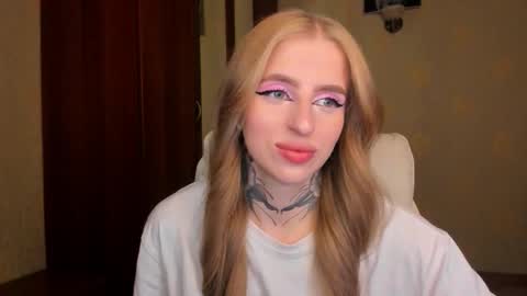 Snapshot of harley_kimm chatting on 26, 9, 2025 Julia online show from 26, 9, 2025