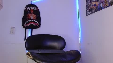 harley_quinnn111 online show from 12, 6, 2026