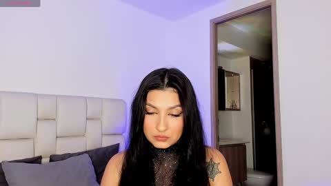     online show from 14, 12, 2024