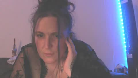 Harleyslut online show from 8, 7, 2026