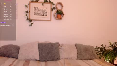 Harmony    Please help me to reach 100 thumbs up online show from 14, 12, 2024