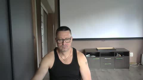 Snapshot of harrysnake chatting on 11, 9, 2025 HarrySnake online show from 11, 9, 2025