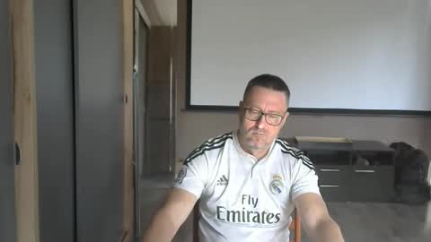 Snapshot of harrysnake chatting on 16, 9, 2025 HarrySnake online show from 16, 9, 2025