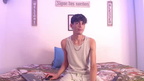 Snapshot of harrythomson1 chatting on 19, 1, 2025 harry thomson online show from 19, 1, 2025