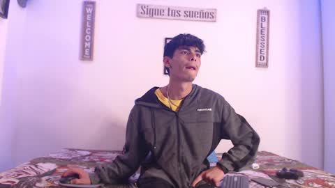 Snapshot of harrythomson1 chatting on 20, 1, 2025 harry thomson online show from 20, 1, 2025