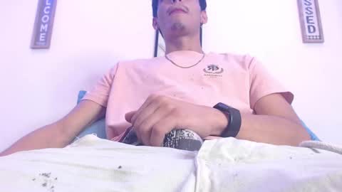 Snapshot of harrythomson1 chatting on 19, 2, 2025 harry thomson online show from 19, 2, 2025