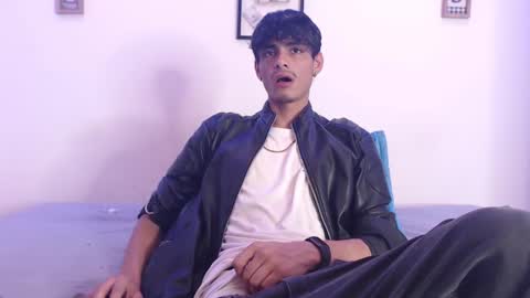 Snapshot of harrythomson1 chatting on 21, 2, 2025 harry thomson online show from 21, 2, 2025