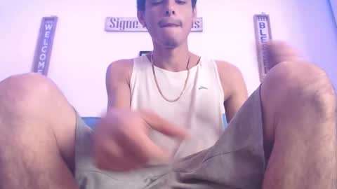 Snapshot of harrythomson1 chatting on 1, 3, 2025 harry thomson online show from 1, 3, 2025