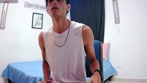 Snapshot of harrythomson1 chatting on 14, 10, 2025 harry thomson online show from 14, 10, 2025