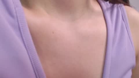 Snapshot of haru_blossom chatting on 6, 1, 2025     online show from 6, 1, 2025