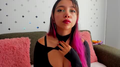 Snapshot of harumi_blossom chatting on 9, 7, 2026 Sophia Blossom online show from 9, 7, 2026