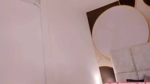 Snapshot of has_gonzalezz chatting on 4, 2, 2026 has_gonzalezz online show from 4, 2, 2026