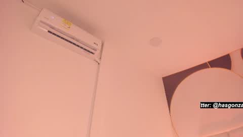 Snapshot of has_gonzalezz chatting on 7, 7, 2026 has_gonzalezz online show from 7, 7, 2026