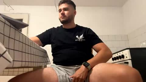 Snapshot of hasabigonev14 chatting on 31, 7, 2026 THEBIGONEV14 online show from 31, 7, 2026