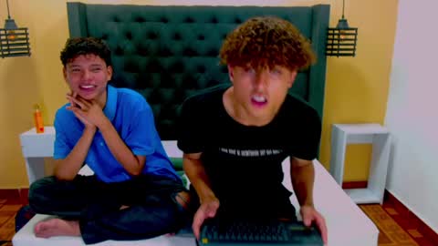 Snapshot of hasan_barry chatting on 8, 1, 2025 Hasan and Barry Boyfriends online show from 8, 1, 2025
