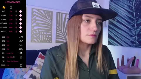 Nicole online show from 20, 1, 2025