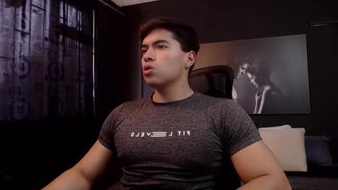 hat_guy01 online show from 16, 2, 2026