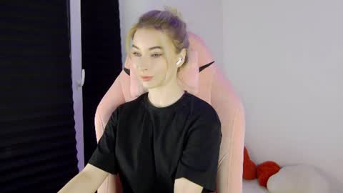 Anna online show from 19, 7, 2026