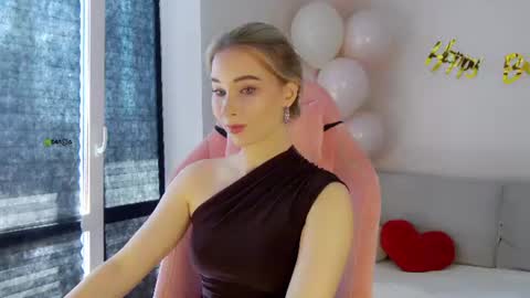 Anna online show from 5, 8, 2026