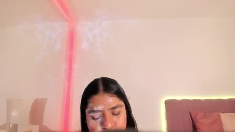 Hayami  online show from 22, 12, 2025