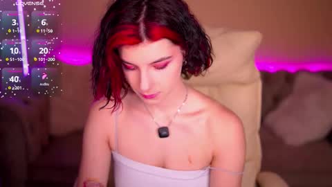 haylaamber online show from 25, 3, 2026