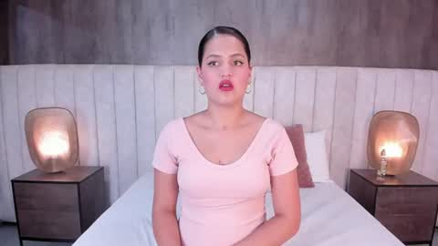 Hayli  online show from 25, 7, 2026
