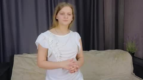 Snapshot of hazeelariel chatting on 20, 3, 2026 Jenny online show from 20, 3, 2026