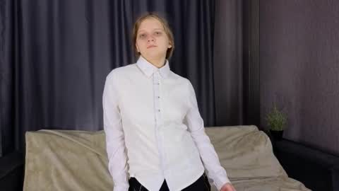 Snapshot of hazeelariel chatting on 21, 3, 2026 Jenny online show from 21, 3, 2026