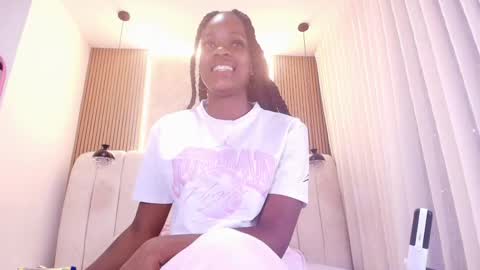 Snapshot of hazel_kataleya chatting on 16, 5, 2026 kataleya online show from 16, 5, 2026