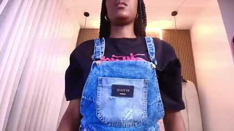 Snapshot of hazel_kataleya chatting on 30, 5, 2026 kataleya online show from 30, 5, 2026