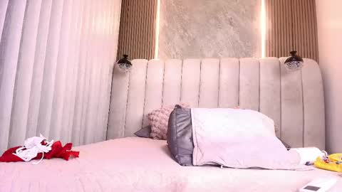 Snapshot of hazel_kataleya chatting on 5, 6, 2026 kataleya online show from 5, 6, 2026