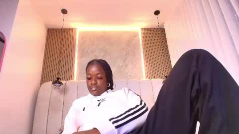 Snapshot of hazel_kataleya chatting on 10, 6, 2026 kataleya online show from 10, 6, 2026