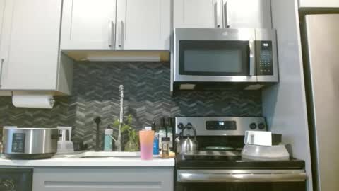 Hazel online show from 2, 3, 2025