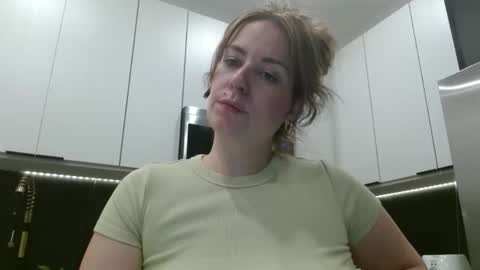 Hazel online show from 28, 4, 2026