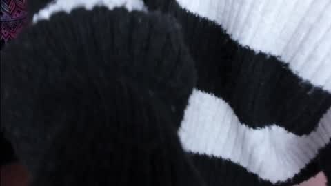 Snapshot of hazelkush00 chatting on 17, 12, 2024 HazelKush online show from 17, 12, 2024