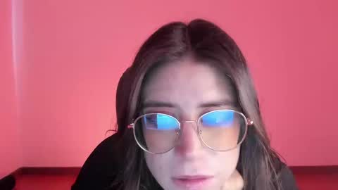 Snapshot of hazelkush00 chatting on 10, 9, 2025 HazelKush online show from 10, 9, 2025