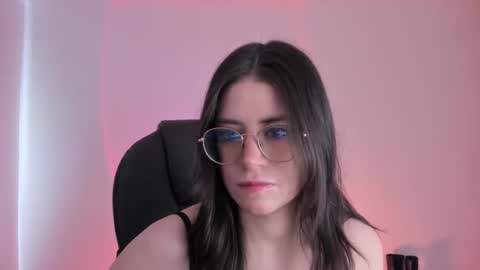 Snapshot of hazelkush00 chatting on 22, 9, 2025 HazelKush online show from 22, 9, 2025