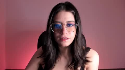 Snapshot of hazelkush00 chatting on 5, 10, 2025 HazelKush online show from 5, 10, 2025