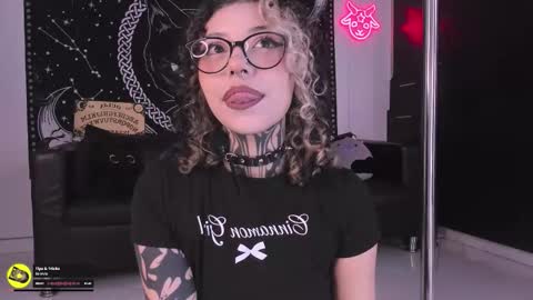 Snapshot of hazellwitch chatting on 20, 10, 2025 Hazell Witch online show from 20, 10, 2025