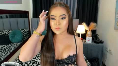 HAZEL MADONNA online show from 4, 10, 2025