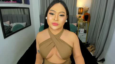 HAZEL MADONNA online show from 3, 8, 2026