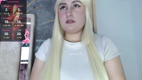 hazumi_tsu online show from 30, 6, 2026
