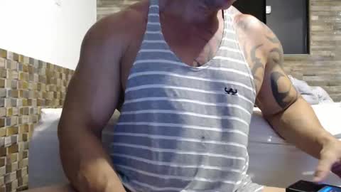 Brazilian bigdick online show from 22, 1, 2025